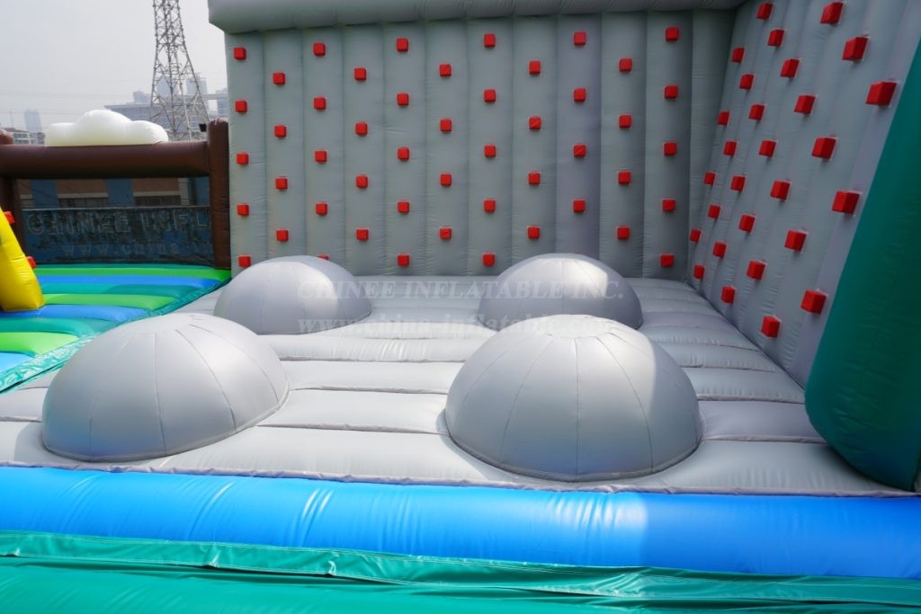 T6-801 768m² Inflatable Park