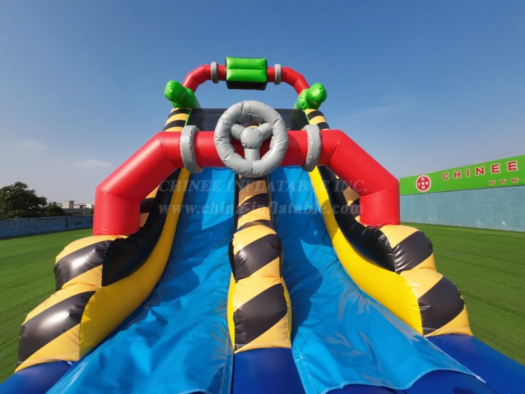 T7-1373 Toxic Inflatable Obstacle Course