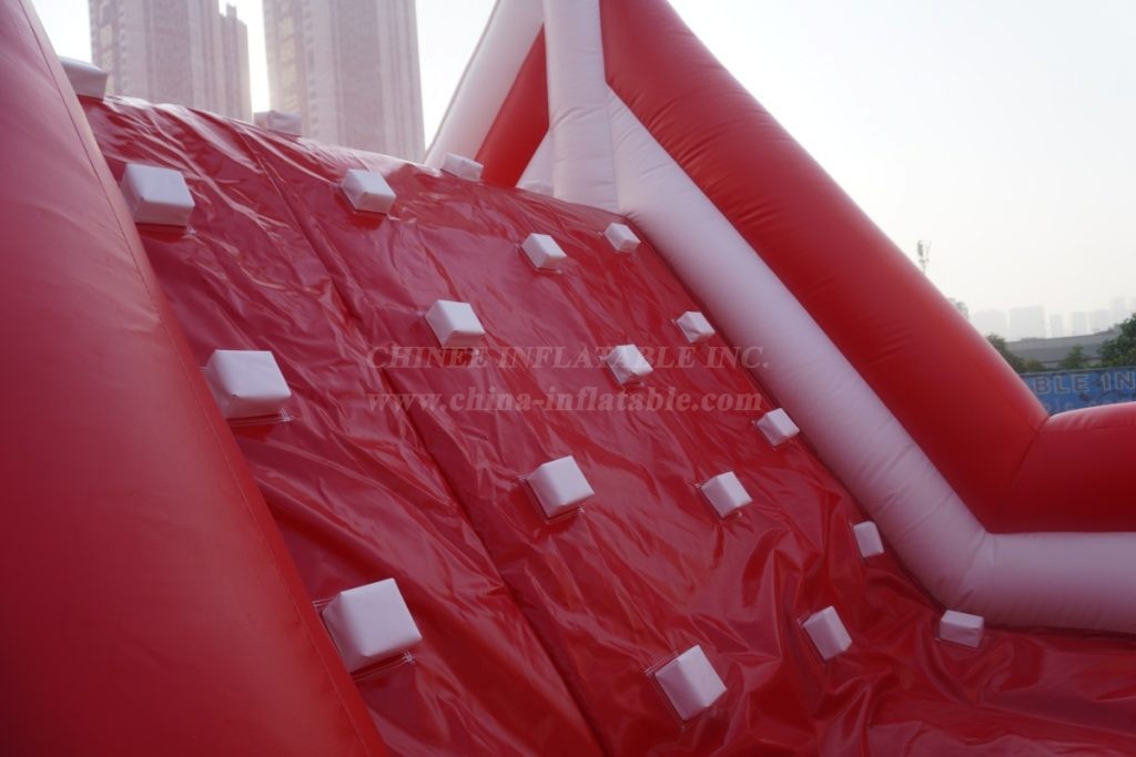 T7-404B Rugby themed inflatable obstacle course